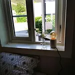 Nydelig Lite Hus Med Egen Vedfyrt Baksteovn. Prázdninový dům *